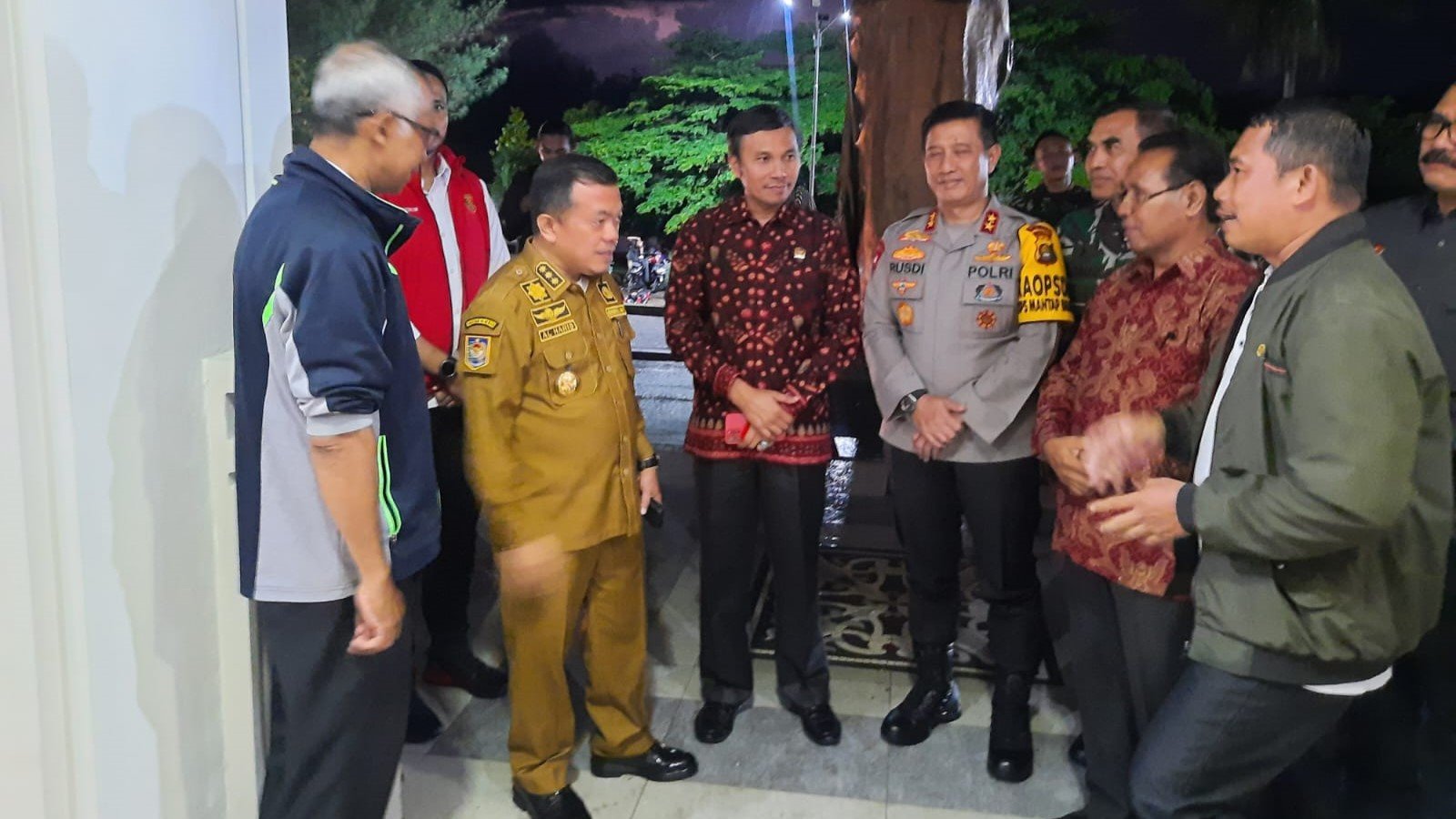 al haris dan forkopimda pantau malam natal