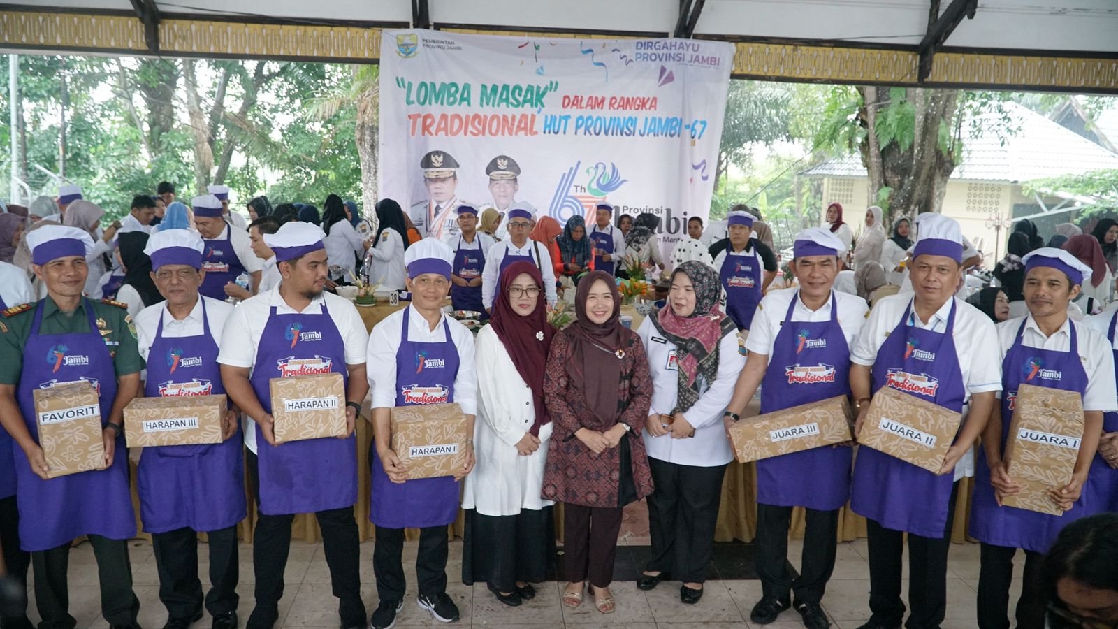 hesti haris buka lomba masak pindang ikan patin hut ke 67 jambi