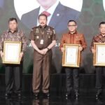 al haris terima penghargaan r soeprapto award 2024 dari jaksa agung