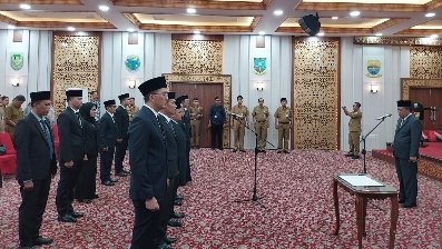 abdullah sani lantik pejabat pemprov jambi