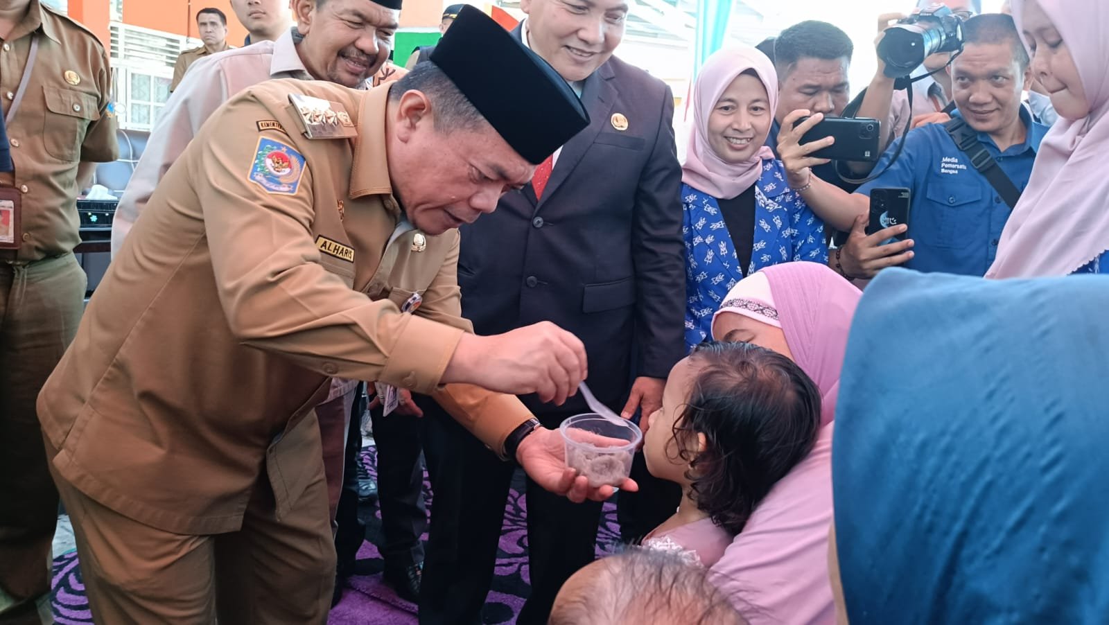 al haris canangkan pin polio