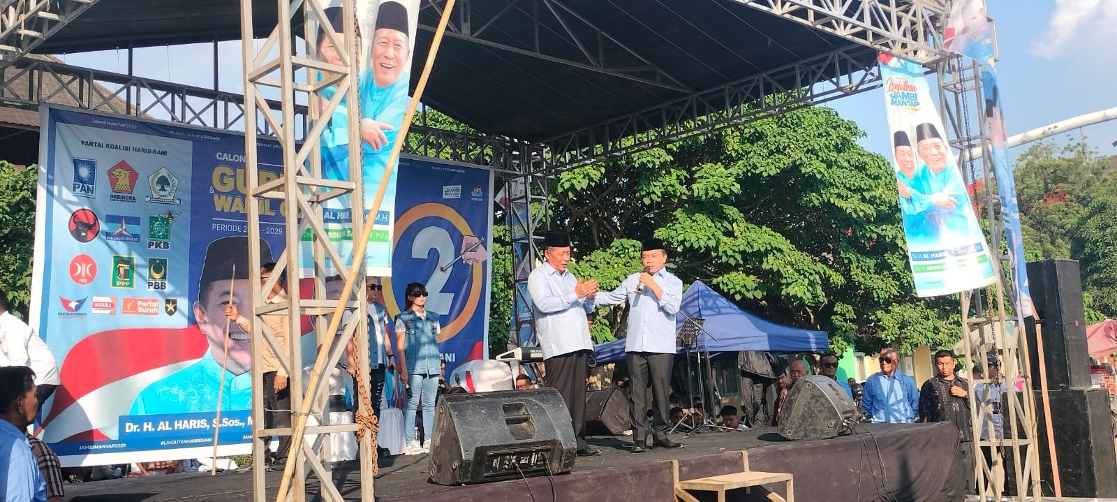 Al Haris-Abdullah Sani, saat silaturahmi bersama simpatisan dan tim pemenangan Kota Jambi