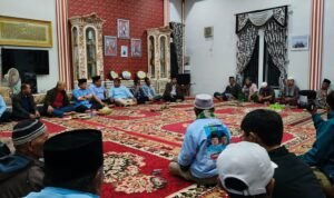 Calon Gubernur Jambi nomor urut 2 Al Haris bersilaturahmi dengan warga Lempur, Kabupaten Kerinci