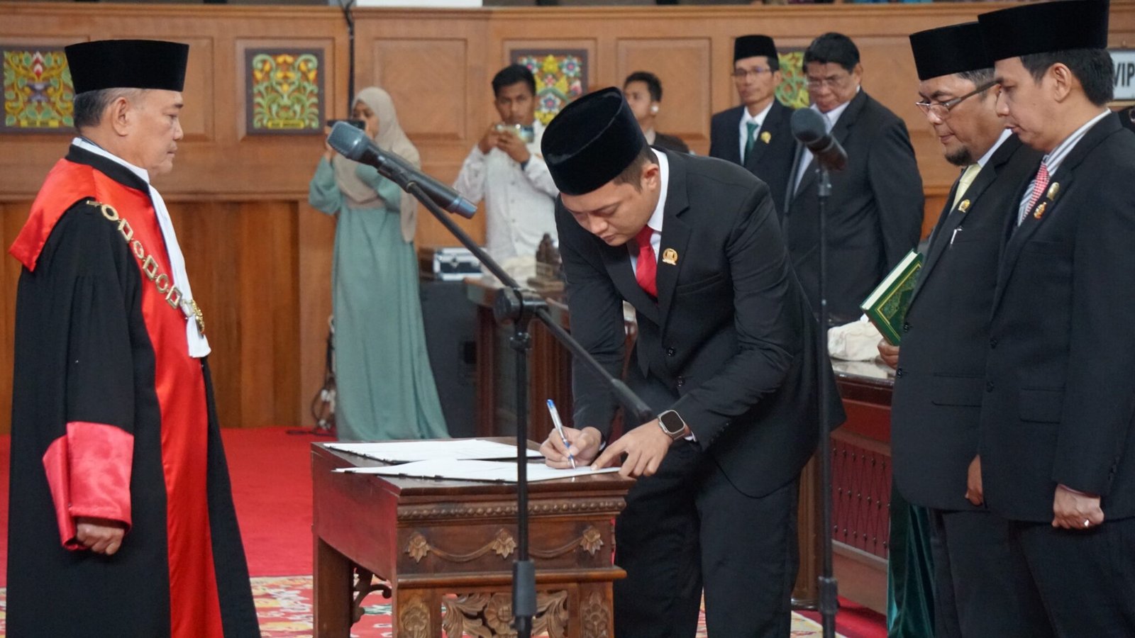 hafiz ketua dprd jambi