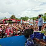 Ribuan warga meramaikan silaturahmi calon Gubernur Jambi nomor urut 2 Al Haris di Kumpeh Ulu, Muaro Jambi