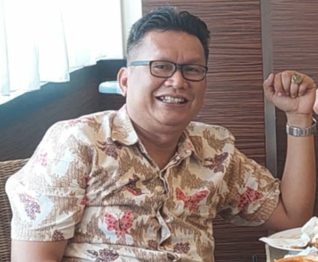 Dr. Noviardi Ferzi