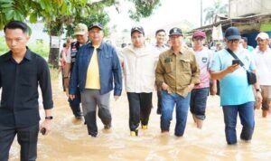 faried tinjau banjir